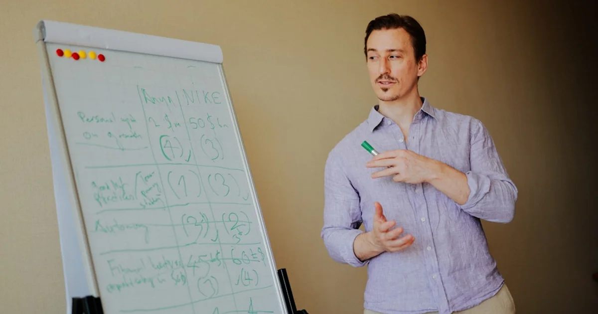 Strategy Executive Education: Sharpen Your Competitive Edge